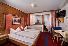 Dreibettzimmer